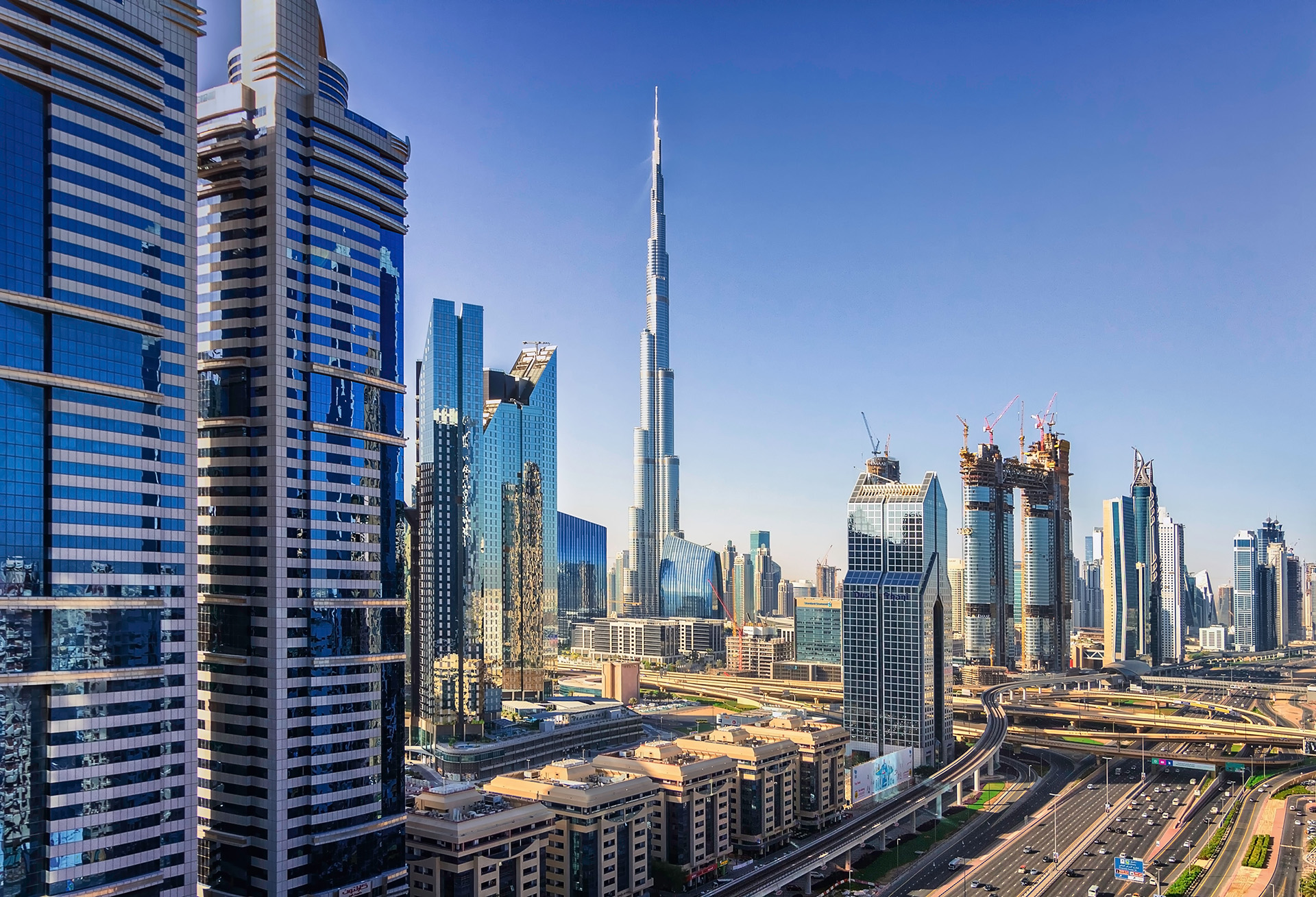 Apartamentele de Lux din Dubai se vând cu ani în avans și un început de an record