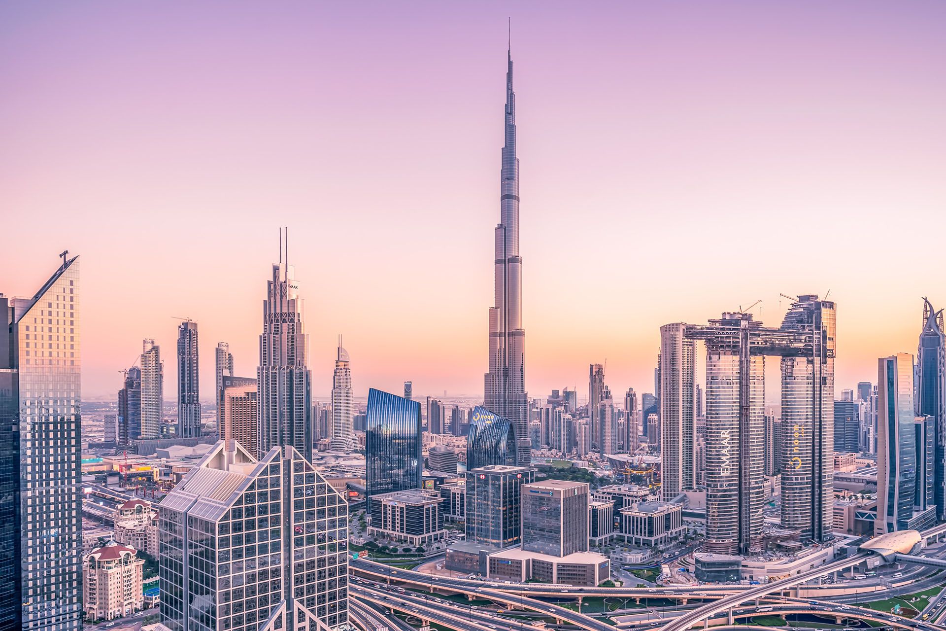 O Calatorie Prin Arhitectura Uimitoare a Dubaiului4